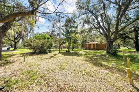 1946 River Rd, Johns Island, SC 29455