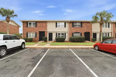 415 Parkdale Dr #10B, Charleston, SC 29414