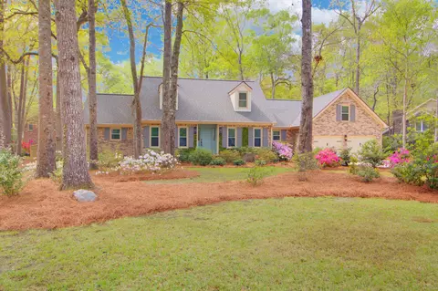 101 Huckleberry Ln, Summerville, SC 29485