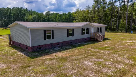 68 Kickback Cv, Round O, SC 29474