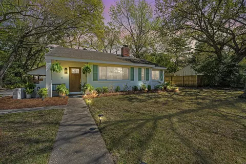 6 Stratford Rd, Charleston, SC 29407