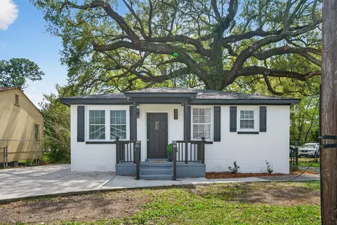 940 Sycamore Ave, Charleston, SC 29407