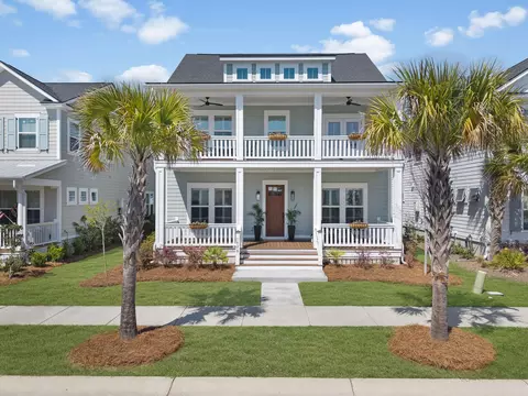 1820 Agate Bay Dr, Mount Pleasant, SC 29466