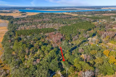 1872 Arsburn Rd, Charleston, SC 29412