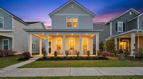 137 Country Gate Ln, Summerville, SC 29485