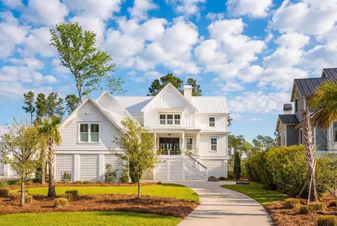 3875 Sawyers Island Dr, Mount Pleasant, SC 29466