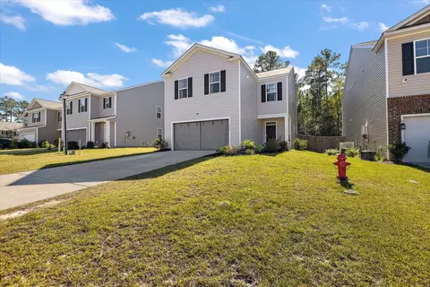 648 Silver Spruce St, Summerville, SC 29486
