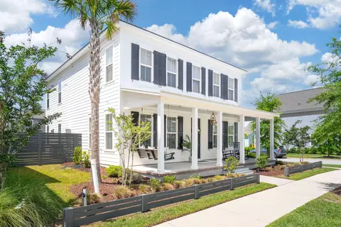 262 Great Lawn Dr, Summerville, SC 29486