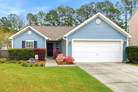 214 Chipping Sparrow Dr, Summerville, SC 29485