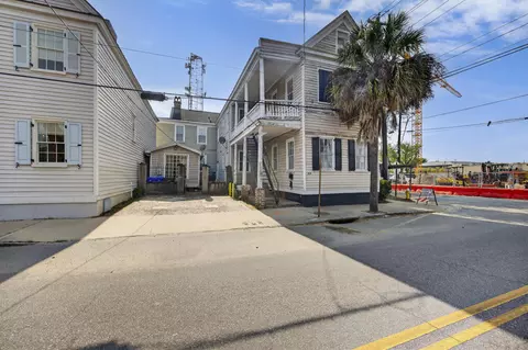 69 Washington St, Charleston, SC 29403