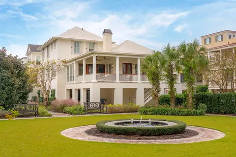 74 Halsey Blvd, Charleston, SC 29401