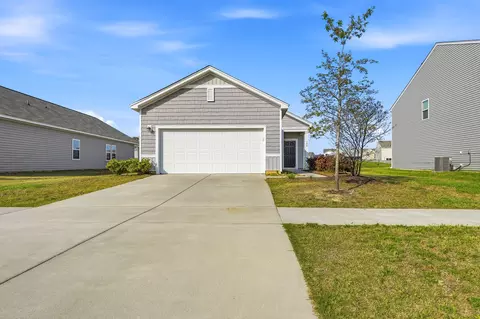 426 Pender Woods Dr, Summerville, SC 29486