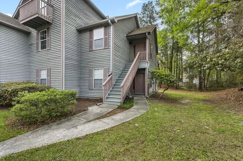 7955 Timbercreek Ln #H, North Charleston, SC 29418