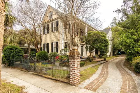 10 Council St, Charleston, SC 29401