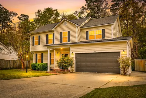 334 Camelot Dr, Goose Creek, SC 29445