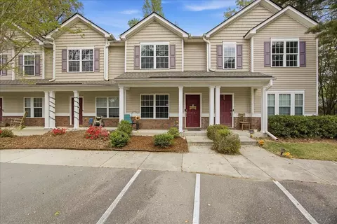 302 Twin Tree Dr, Summerville, SC 29485