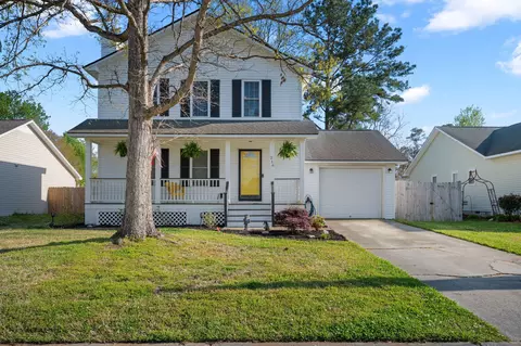 216 Persimmon Cir, Goose Creek, SC 29445