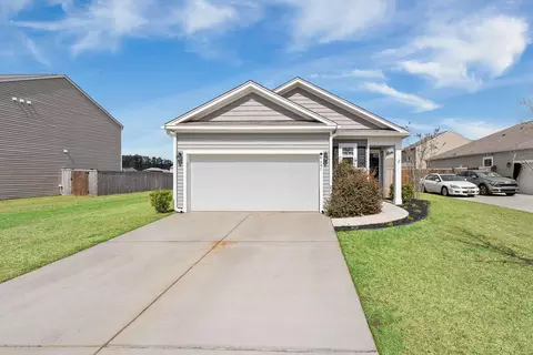 601 Wayton Cir, Moncks Corner, SC 29461