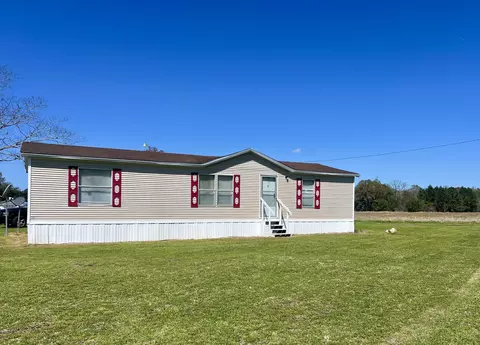 134 Richardson St, Cross, SC 29436