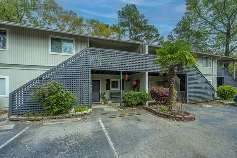2745 Jobee Dr #6, Charleston, SC 29414