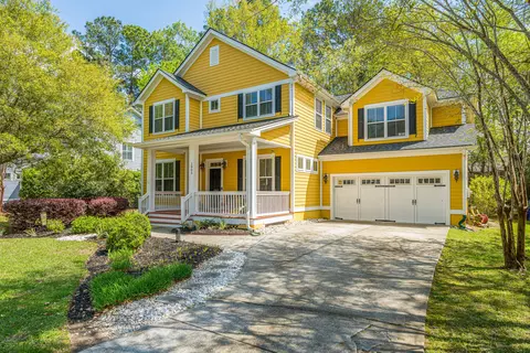 1903 Hall Point Rd, Mount Pleasant, SC 29466