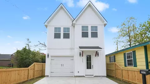 2047 Forest Ave, North Charleston, SC 29405