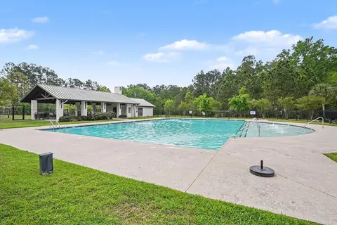 Exterior - 265 Oglethorpe Cir, Moncks Corner, SC 29461 photo 7 of 9