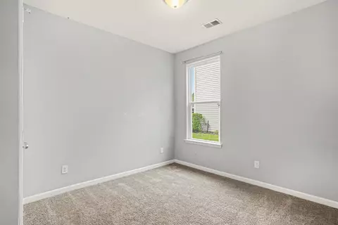 Bedroom - 265 Oglethorpe Cir, Moncks Corner, SC 29461 photo 3 of 5