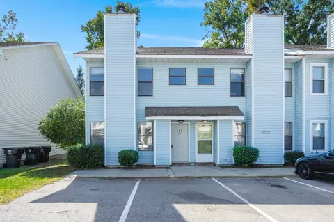195 Pine Shadow Dr, Goose Creek, SC 29445