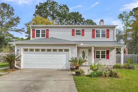 206 Aztec Ct, Summerville, SC 29483