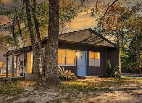 602 Chaplin St, Walterboro, SC 29488