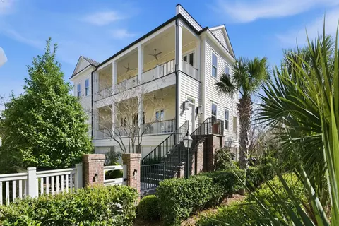 72 Halsey Blvd, Charleston, SC 29401