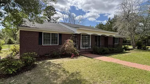 421 River Dr, Rowesville, SC 29133