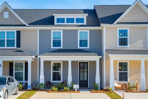 239 Harding Ln, Goose Creek, SC 29445