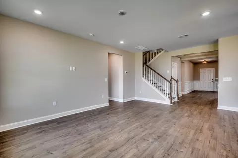 Living - 512 Blue Verner Rd, Moncks Corner, SC 29461 photo 3 of 7
