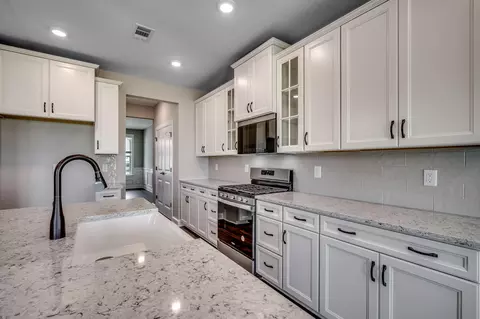 Kitchen - 512 Blue Verner Rd, Moncks Corner, SC 29461 photo 3 of 6