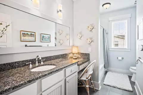 Bath - 2120 Malcolm Rd, Mount Pleasant, SC 29466 photo 9 of 10