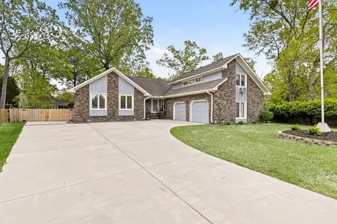 151 Palmetto Bluff Dr, North Charleston, SC 29418