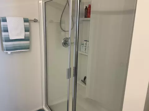 Bath - 438 Trotters Ln, Moncks Corner, SC 29461 photo 3 of 6