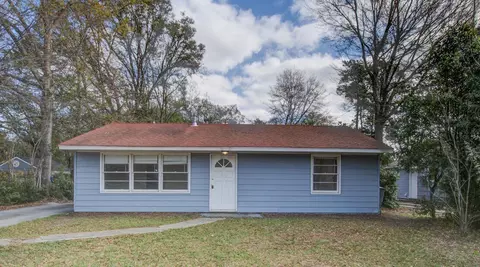5920 Griffin St, Hanahan, SC 29410