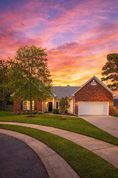 602 Curing Ct, Moncks Corner, SC 29461