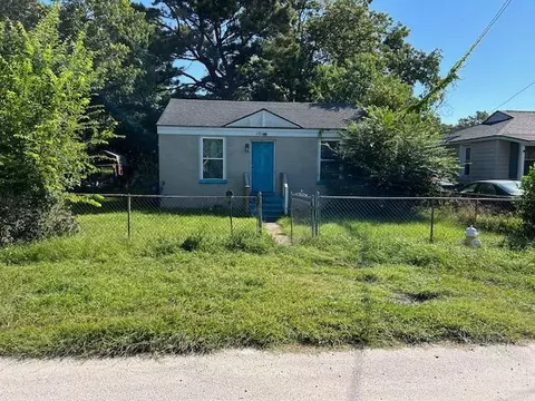 4726 Talisman St, North Charleston, SC 29405