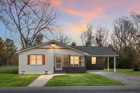 200 Roosevelt Dr, Saint Stephen, SC 29479