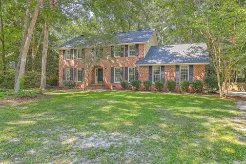 109 Squire Ct, Summerville, SC 29485