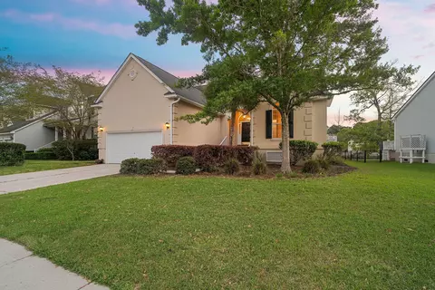 1892 Palmetto Isle Dr, Mount Pleasant, SC 29466