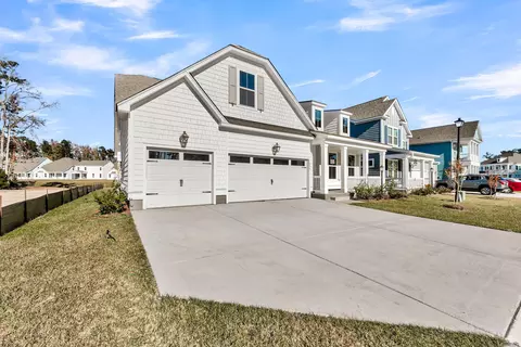 135 Cherrywood Dr, Summerville, SC 29483