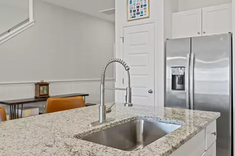 Kitchen - 4005 E Associate Dr, North Charleston, SC 29418 photo 3 of 3