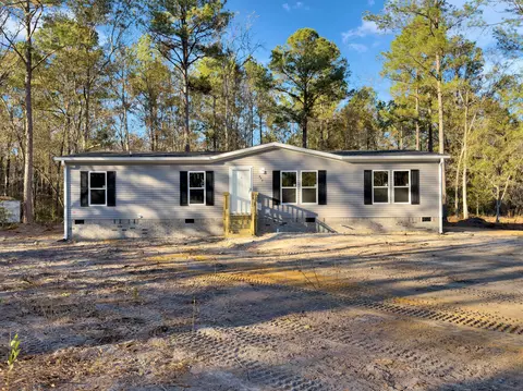 244 Saturn Ln, Walterboro, SC 29488