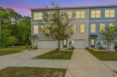2004 Callaway Cir, Hanahan, SC 29410