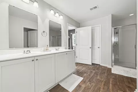 Entry Way - 219 Rubles Ln, Moncks Corner, SC 29461 photo 5 of 6